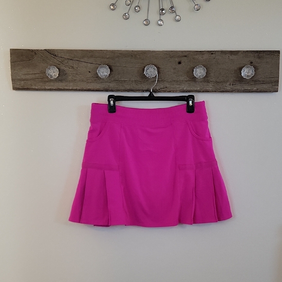 Athleta Pants - ⛳️Athleta Vibrant Pink Women's Skirt